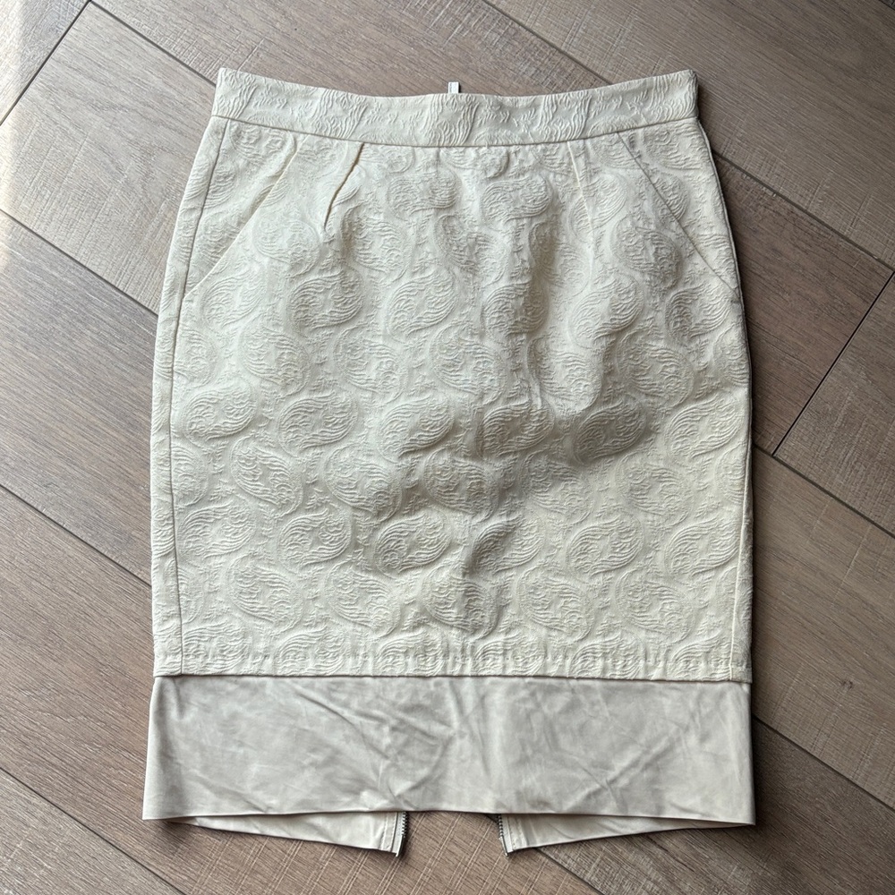BCBGMaxAzria Cream High Low Skirt